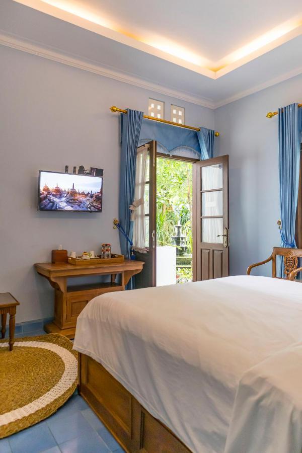 กูตุส กูตุส เคลมมี เฮาส์ Hotel ยอกยาการ์ตา ภายนอก รูปภาพ