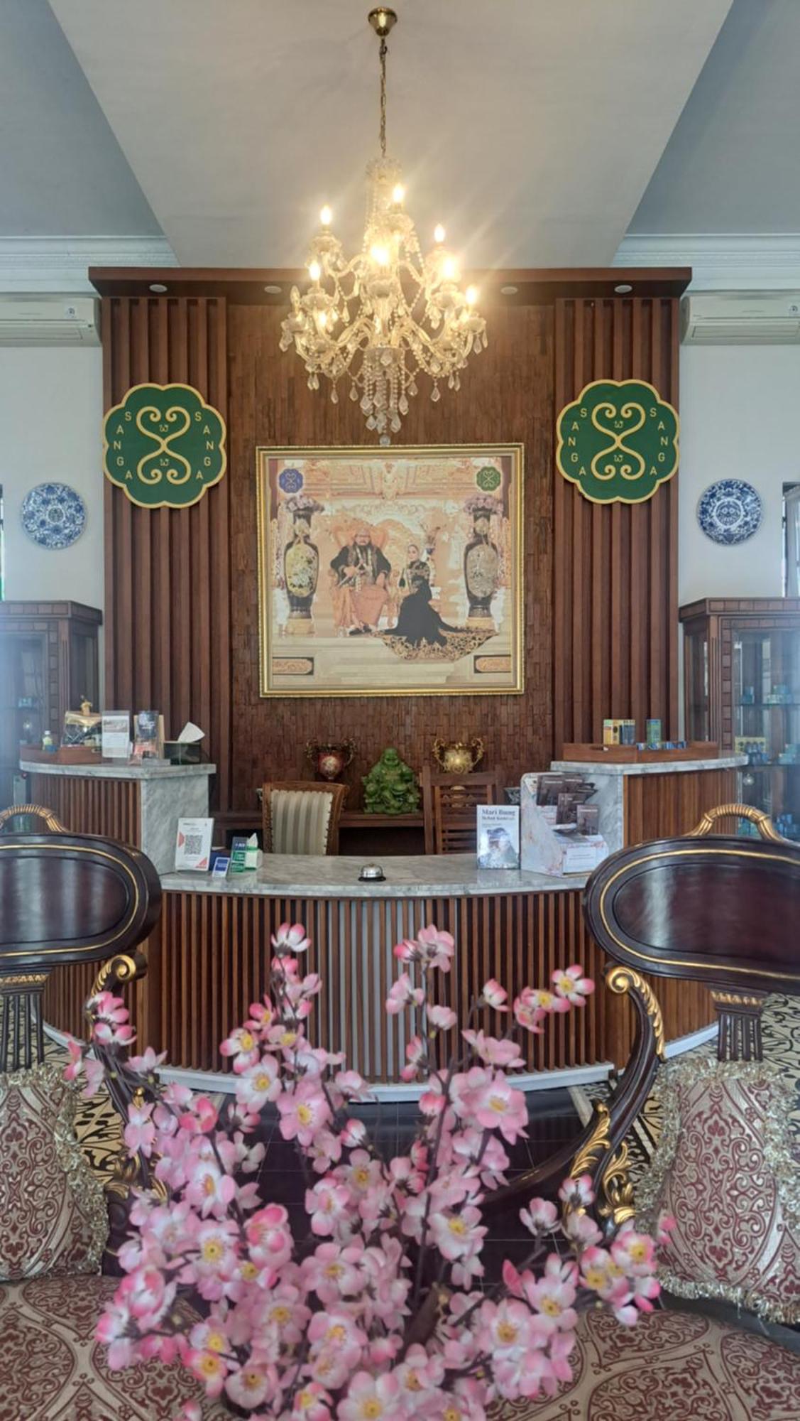 กูตุส กูตุส เคลมมี เฮาส์ Hotel ยอกยาการ์ตา ภายนอก รูปภาพ